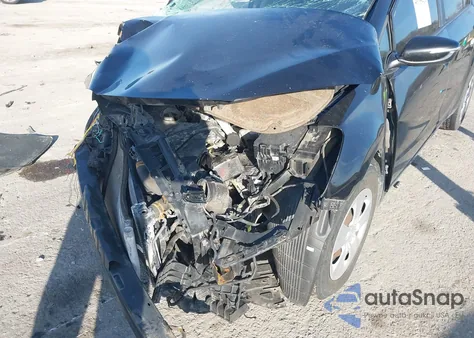 2015 Kia Forte Lx z USA, uszkodzony, nr VIN KNAFX4A63F5340509